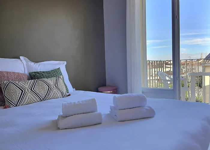 Le Reflet Des Lueurs - Wifi - Near Station - Air Conditioning * Αλμπί